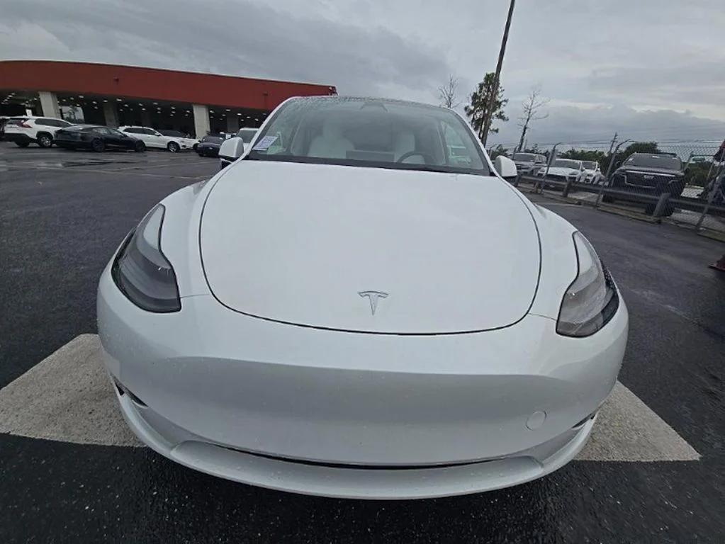 tesla model y 2023 7SAYGDEF8PF597884 image tesla model y 2023 7SAYGDEF8PF597884 image